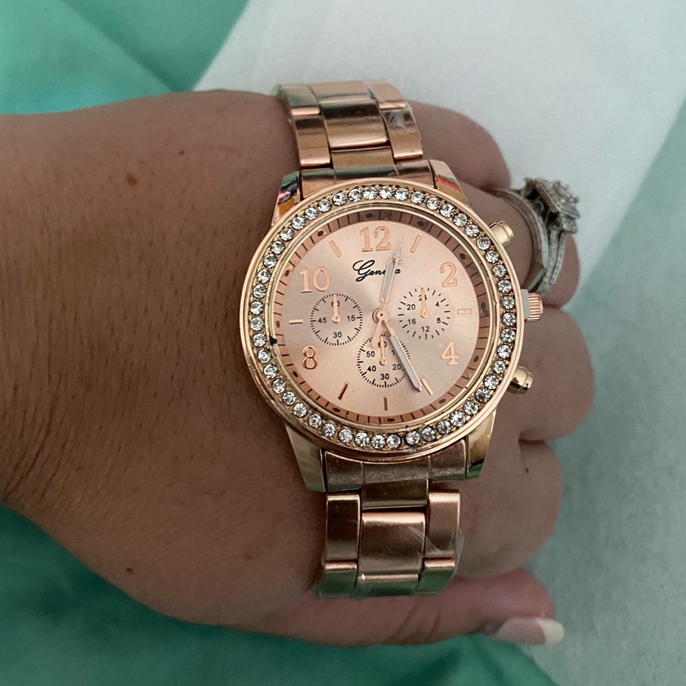 Women’s ROSEGOLD watch